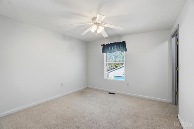 1336 Dee Dee Lane, Amelia, OH 45102