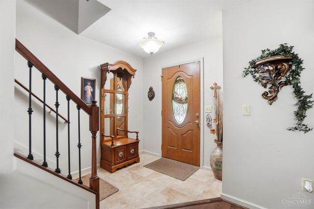 1336 Dee Dee Lane, Amelia, OH 45102