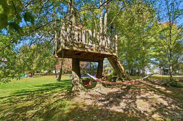 1336 Dee Dee Lane, Amelia, OH 45102