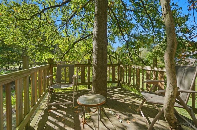 1336 Dee Dee Lane, Amelia, OH 45102