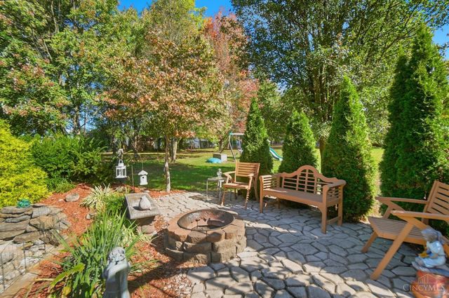 1336 Dee Dee Lane, Amelia, OH 45102