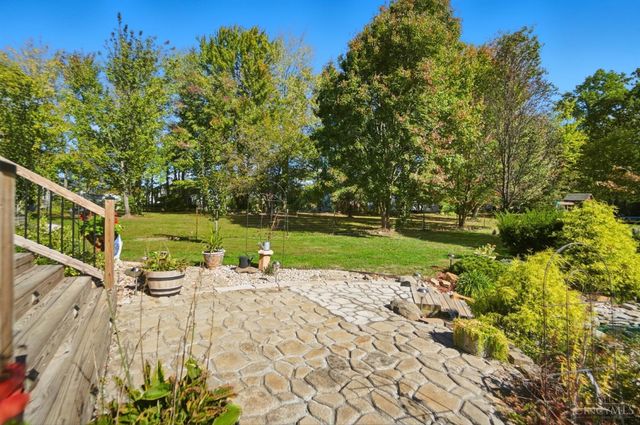 1336 Dee Dee Lane, Amelia, OH 45102