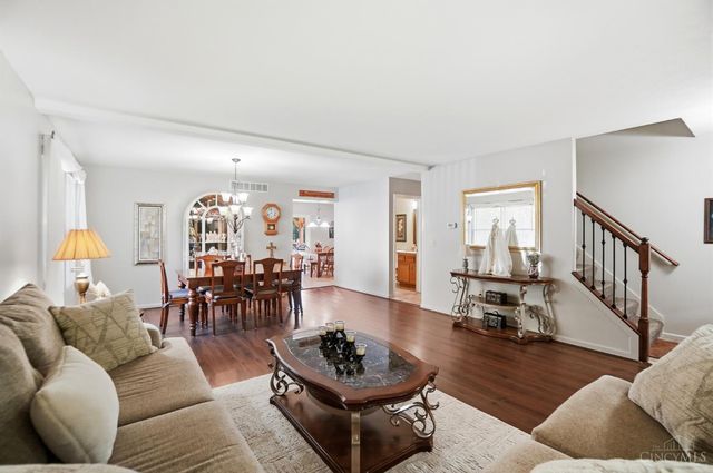 1336 Dee Dee Lane, Amelia, OH 45102