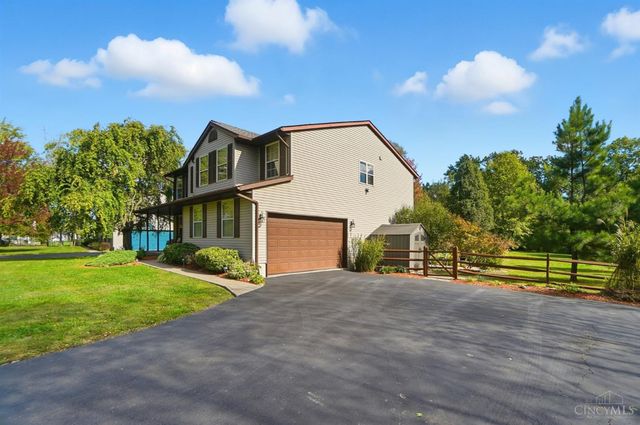 1336 Dee Dee Lane, Amelia, OH 45102