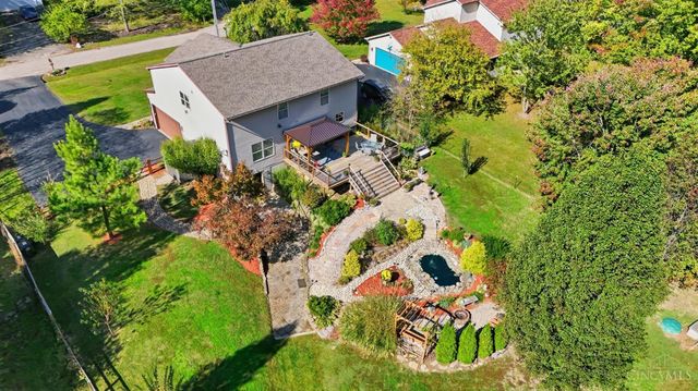 1336 Dee Dee Lane, Amelia, OH 45102