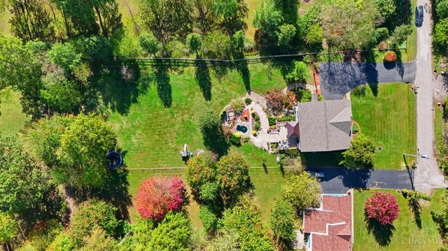 1336 Dee Dee Lane, Amelia, OH 45102