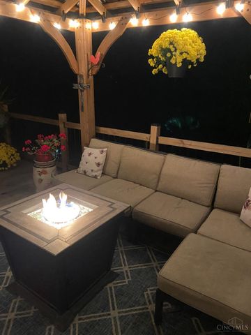 1336 Dee Dee Lane, Amelia, OH 45102