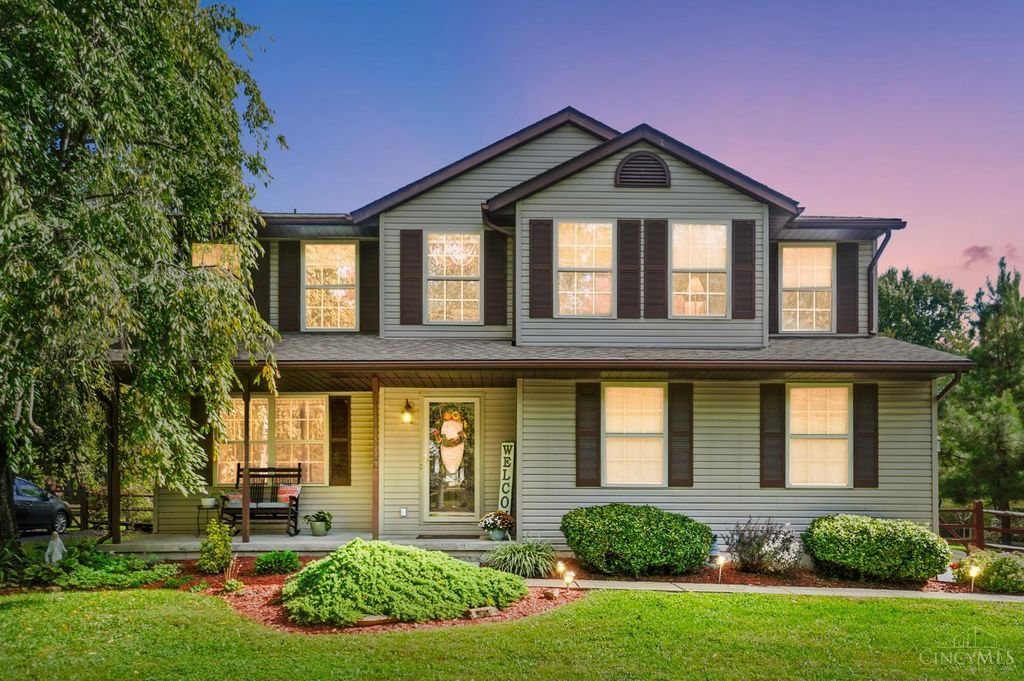 1336 Dee Dee Lane, Amelia, OH 45102