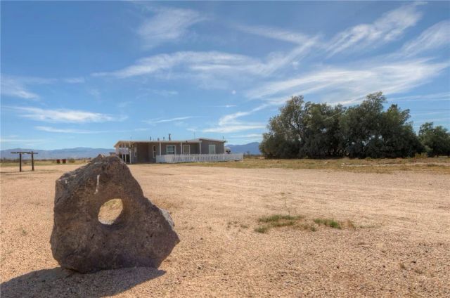 47631 Valley Center, Newberry Springs, CA 92365