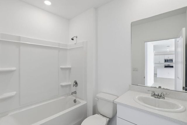 7451 SANDSTONE DRIVE, Groveland, FL 34736