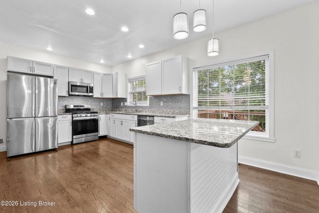 5107 Craigs Creek Dr, Louisville, KY 40241