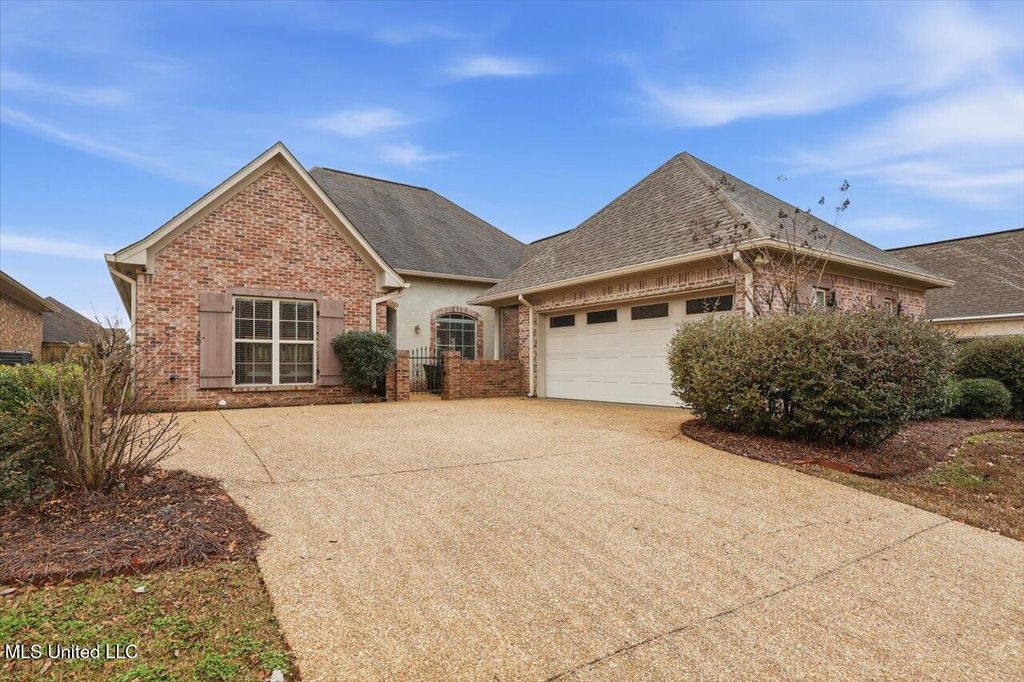 204 Provonce Park, Brandon, MS 39042