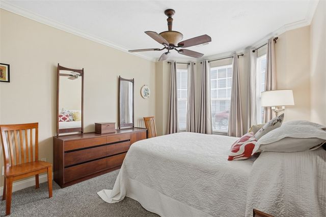 244 Adams Pointe Blvd 10, Adams Twp, PA 16046