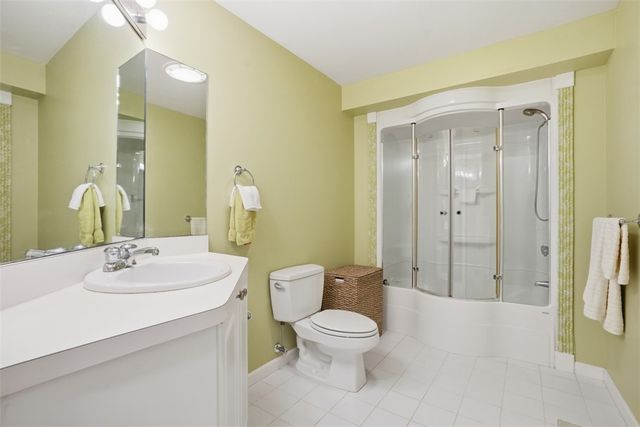 244 Adams Pointe Blvd 10, Adams Twp, PA 16046