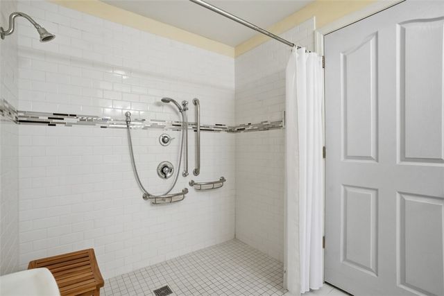 244 Adams Pointe Blvd 10, Adams Twp, PA 16046