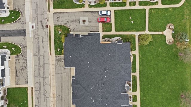 244 Adams Pointe Blvd 10, Adams Twp, PA 16046