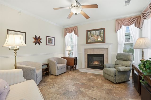 244 Adams Pointe Blvd 10, Adams Twp, PA 16046