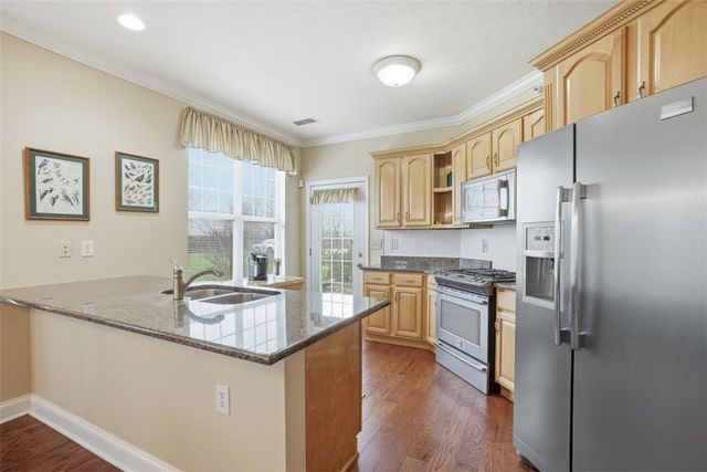 244 Adams Pointe Blvd 10, Adams Twp, PA 16046