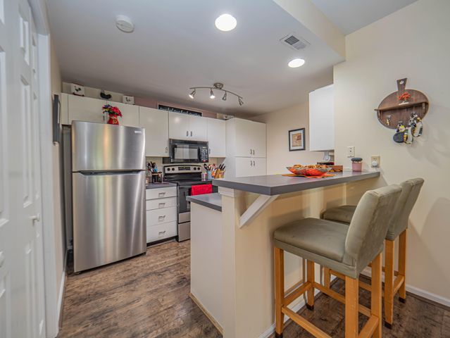 192 W GREEN MEADOWS RD, Columbia, MO 65203