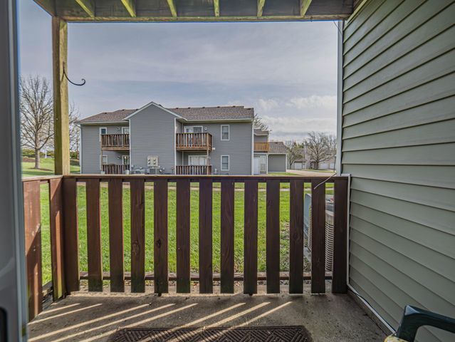 192 W GREEN MEADOWS RD, Columbia, MO 65203