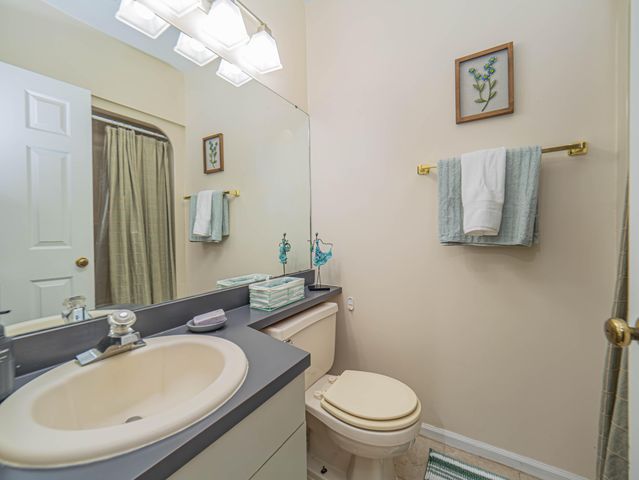 192 W GREEN MEADOWS RD, Columbia, MO 65203