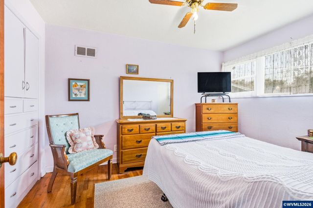 1335 Chestnut St SE, Albany, OR 97322