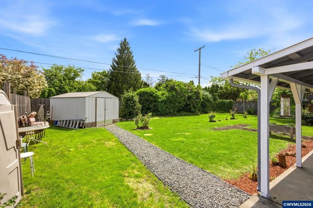 1335 Chestnut St SE, Albany, OR 97322