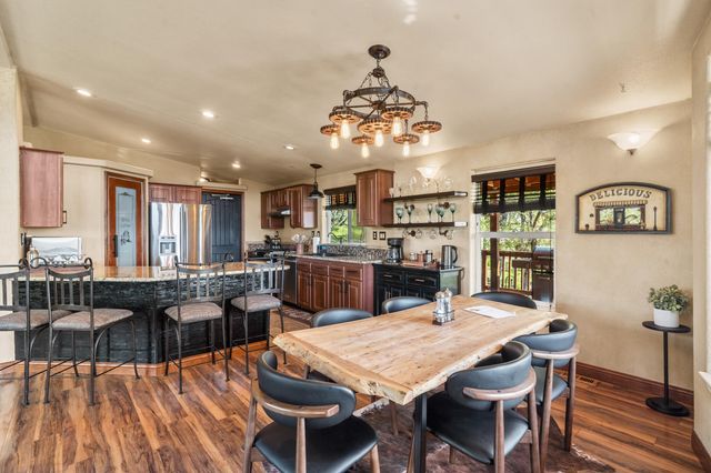 15050 Hwy 62, Eagle Point, OR 97524