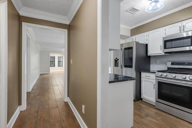 111 Teal Court, Roswell, GA 30076