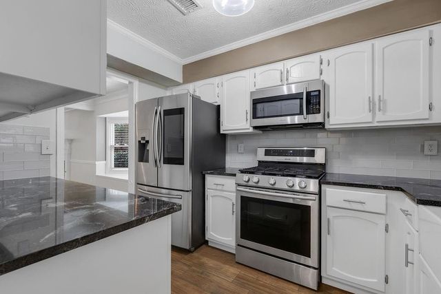 111 Teal Court, Roswell, GA 30076