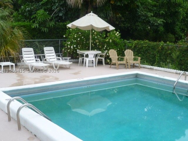 148 Yacht Club Dr 7, North Palm Beach, FL 33408