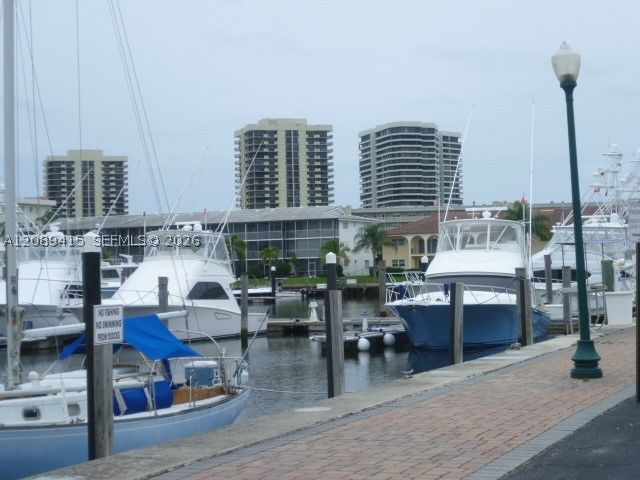 148 Yacht Club Dr 7, North Palm Beach, FL 33408