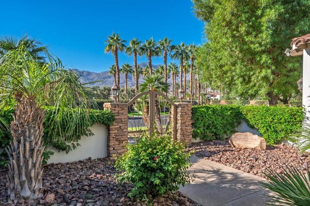 81020 Shinnecock, La Quinta, CA 92253