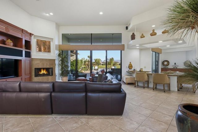 81020 Shinnecock, La Quinta, CA 92253