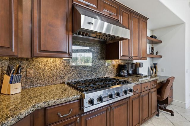 81020 Shinnecock, La Quinta, CA 92253