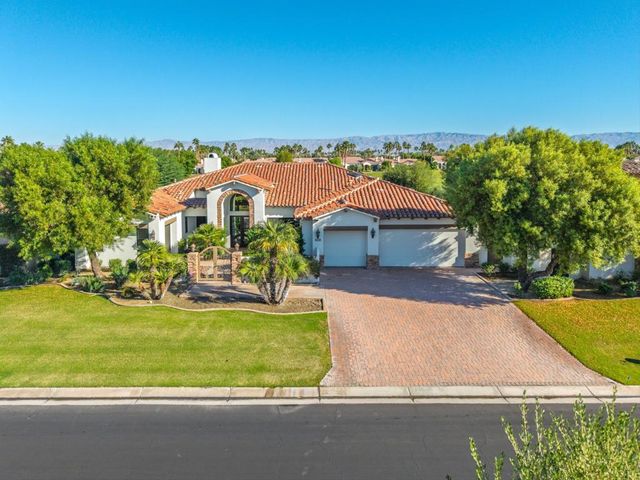 81020 Shinnecock, La Quinta, CA 92253