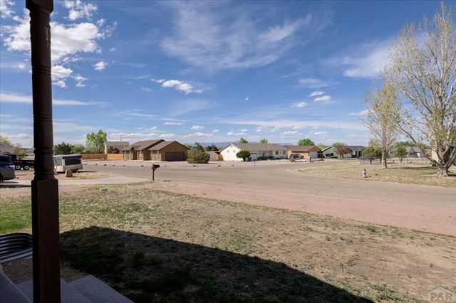 144 E Del Rio Dr, Pueblo West, CO 81007