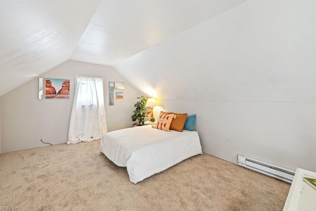 9517 Hammett PW, Norfolk, VA 23503