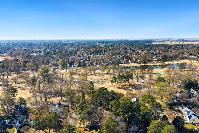 9517 Hammett PW, Norfolk, VA 23503