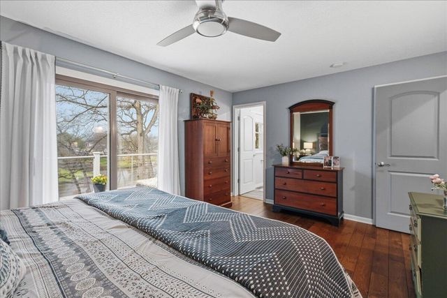 2437 E Lakeshore Drive, Crown Point, IN 46307