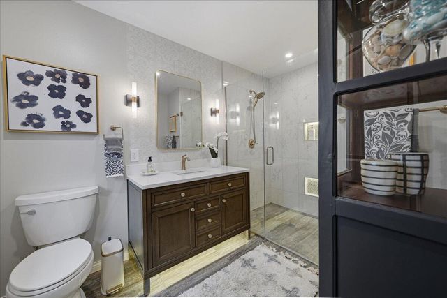 2437 E Lakeshore Drive, Crown Point, IN 46307