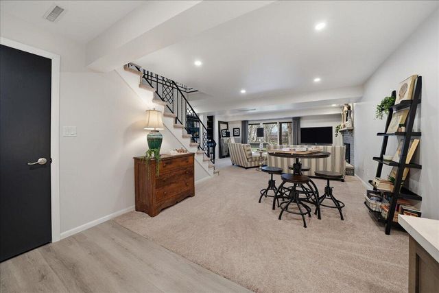 2437 E Lakeshore Drive, Crown Point, IN 46307