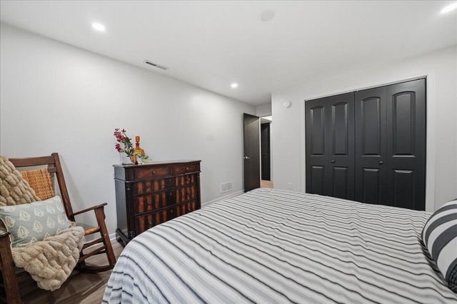 2437 E Lakeshore Drive, Crown Point, IN 46307