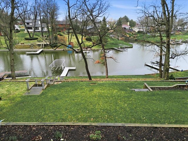 2437 E Lakeshore Drive, Crown Point, IN 46307