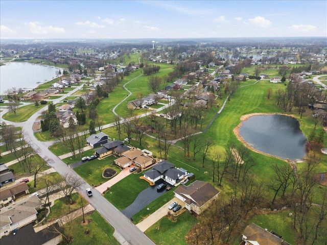 2437 E Lakeshore Drive, Crown Point, IN 46307