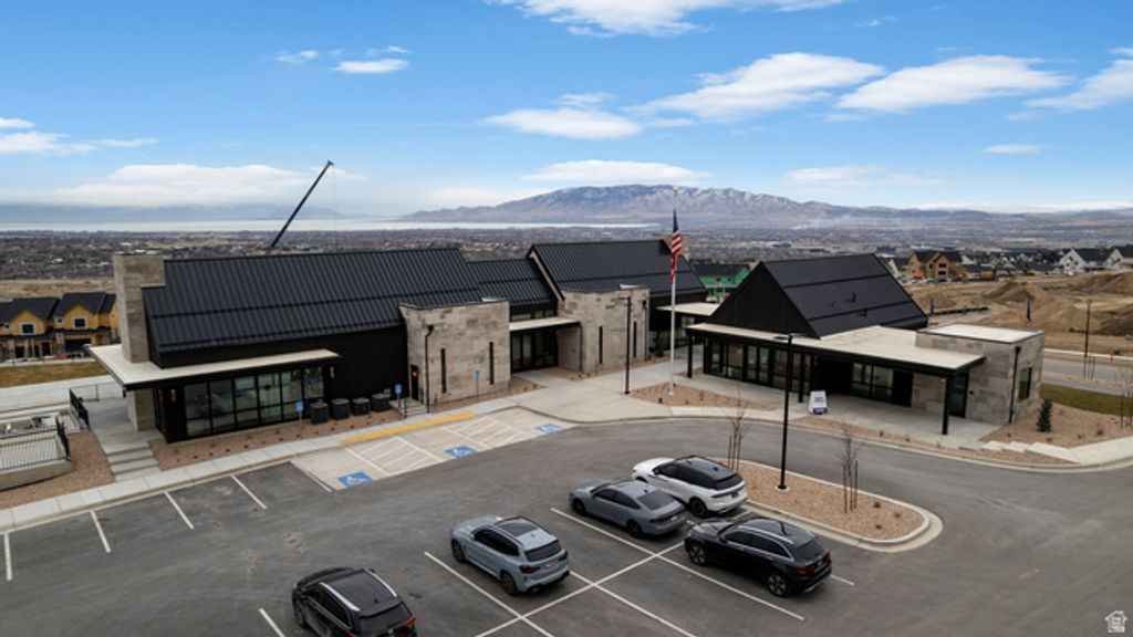 Image 12 of property listing at 148 E GLENCOE DR #1053, Lehi, UT 84043