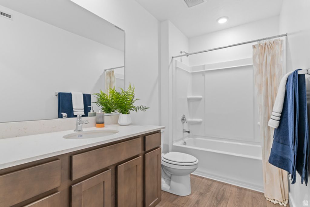 Image 8 of property listing at 148 E GLENCOE DR #1053, Lehi, UT 84043