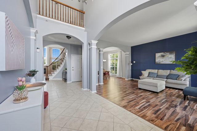 18936 W North Woodale Trail, Lake Villa, IL 60046