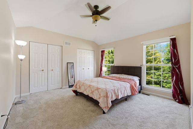 18936 W North Woodale Trail, Lake Villa, IL 60046