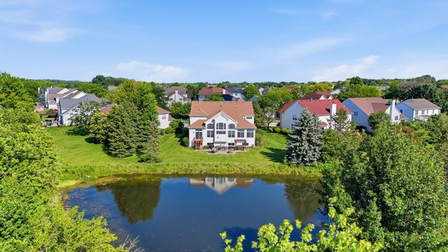 18936 W North Woodale Trail, Lake Villa, IL 60046